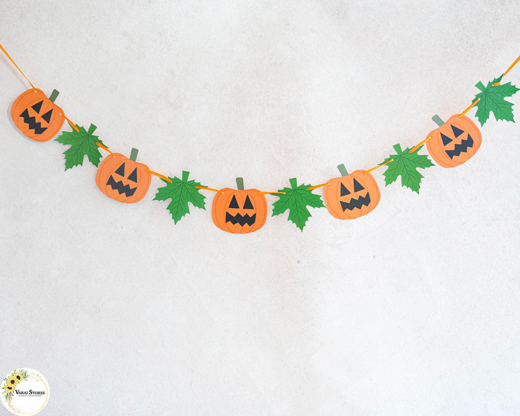 Pumpkin and Autum Leaves Bunting