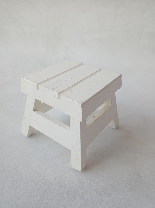 BIG STOOL -WHITE